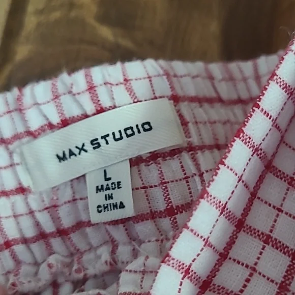 Max Studio red & white skirt. Size L - Picture 2 of 6